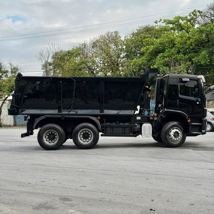 Volkswagen 31-330 E Constellation 6x4 - 21/22 7