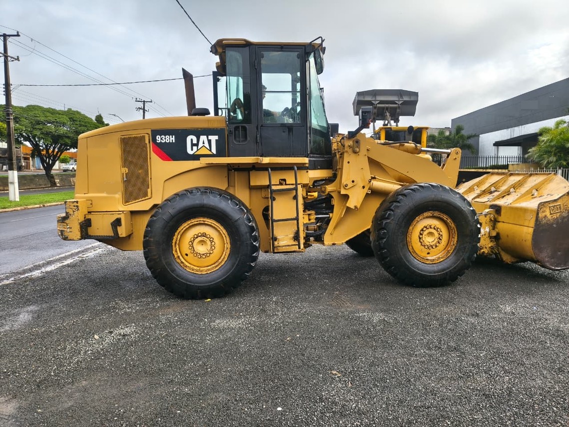 Caterpillar 938H - 09/09 11