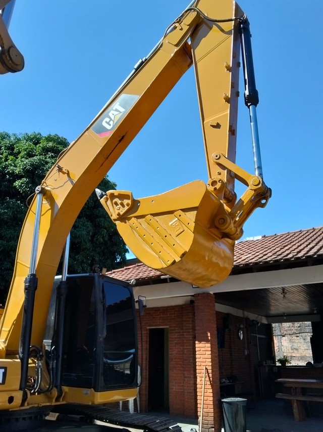 Caterpillar  320 - 21/21 5