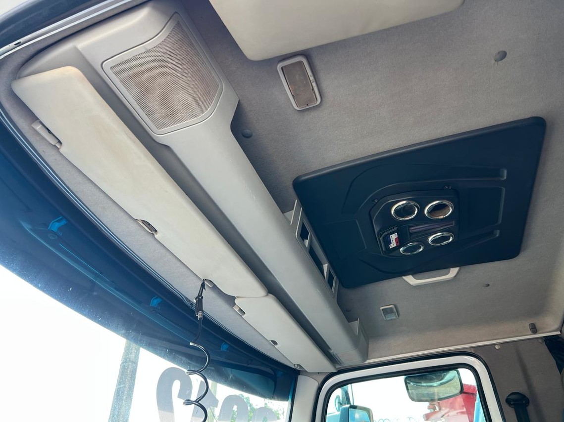 Volkswagen 24-280 E Constellation 6x2 - 12/12 20