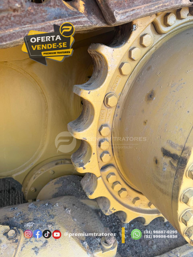 Caterpillar D8T - 23/23 7