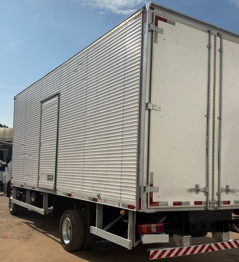 Mercedes Benz Accelo 815 - 20/20 2