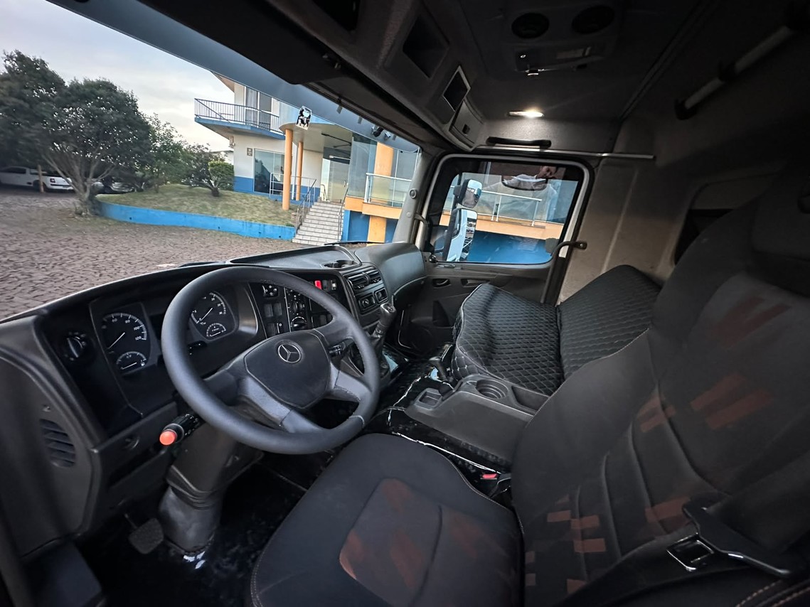 Mercedes Benz Atego 2430 - 22/23 13