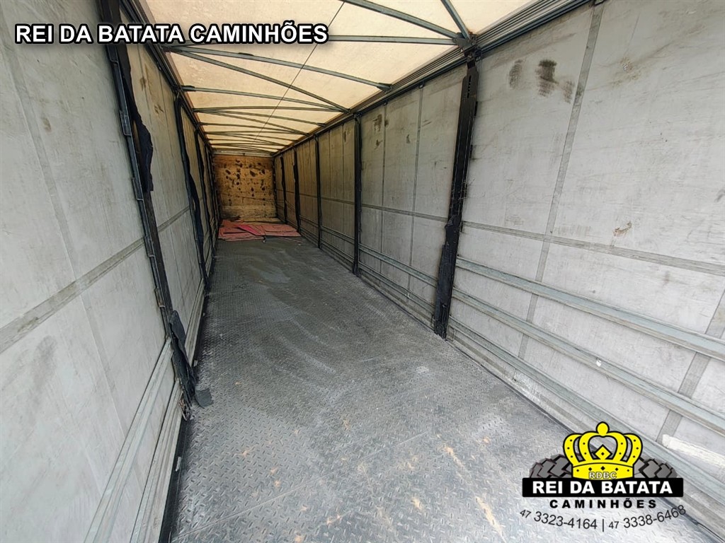 Joinville Implementos Carreta Baú 3 eixos - 21/22 11