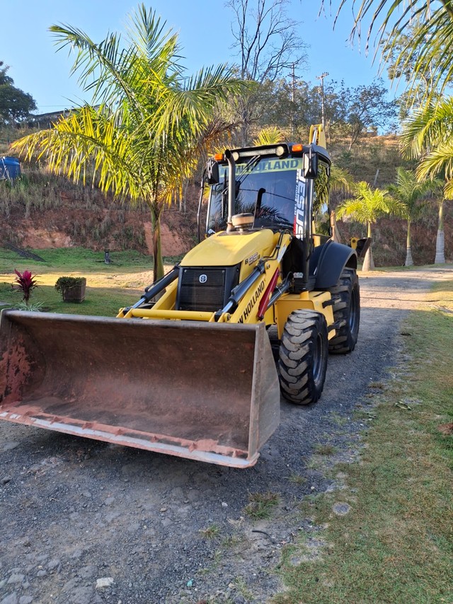 New Holland B95B - 23/23 4