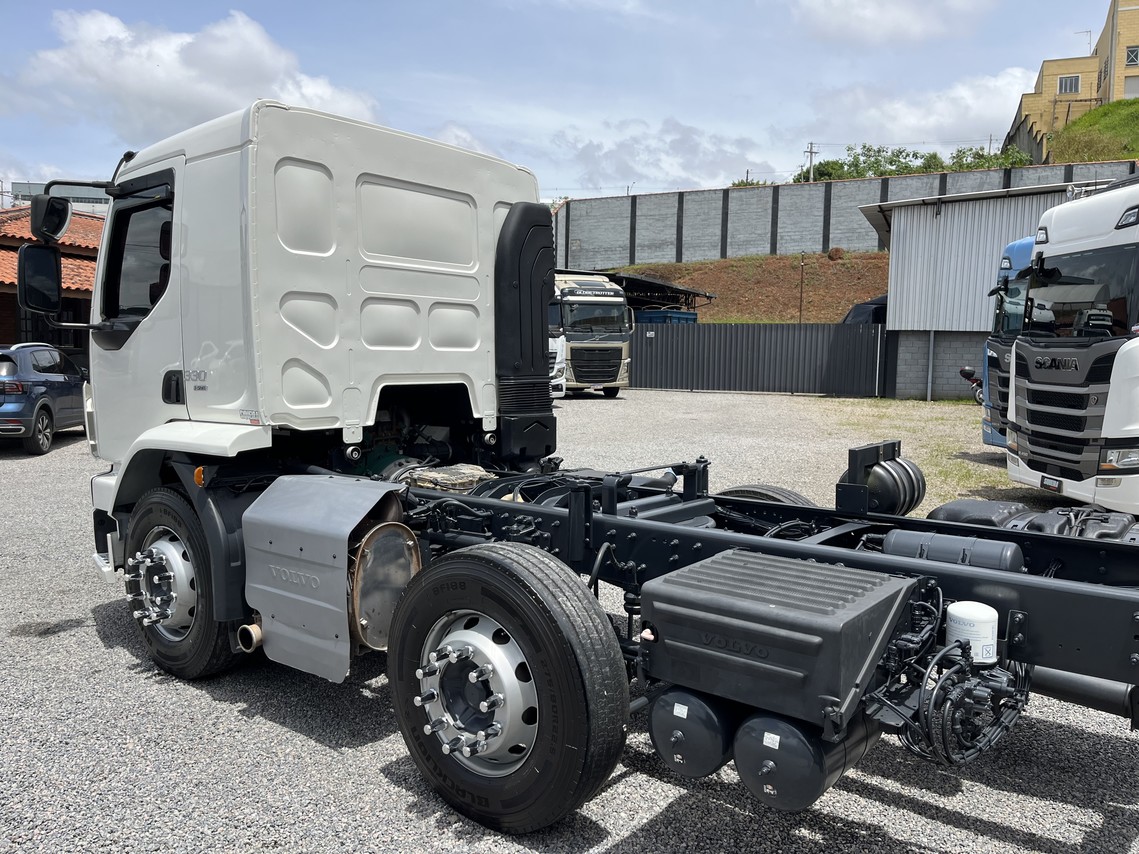 Volvo VM330 - 22/22 7
