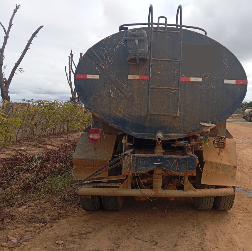 Ford Cargo 1618 - 03/03 2