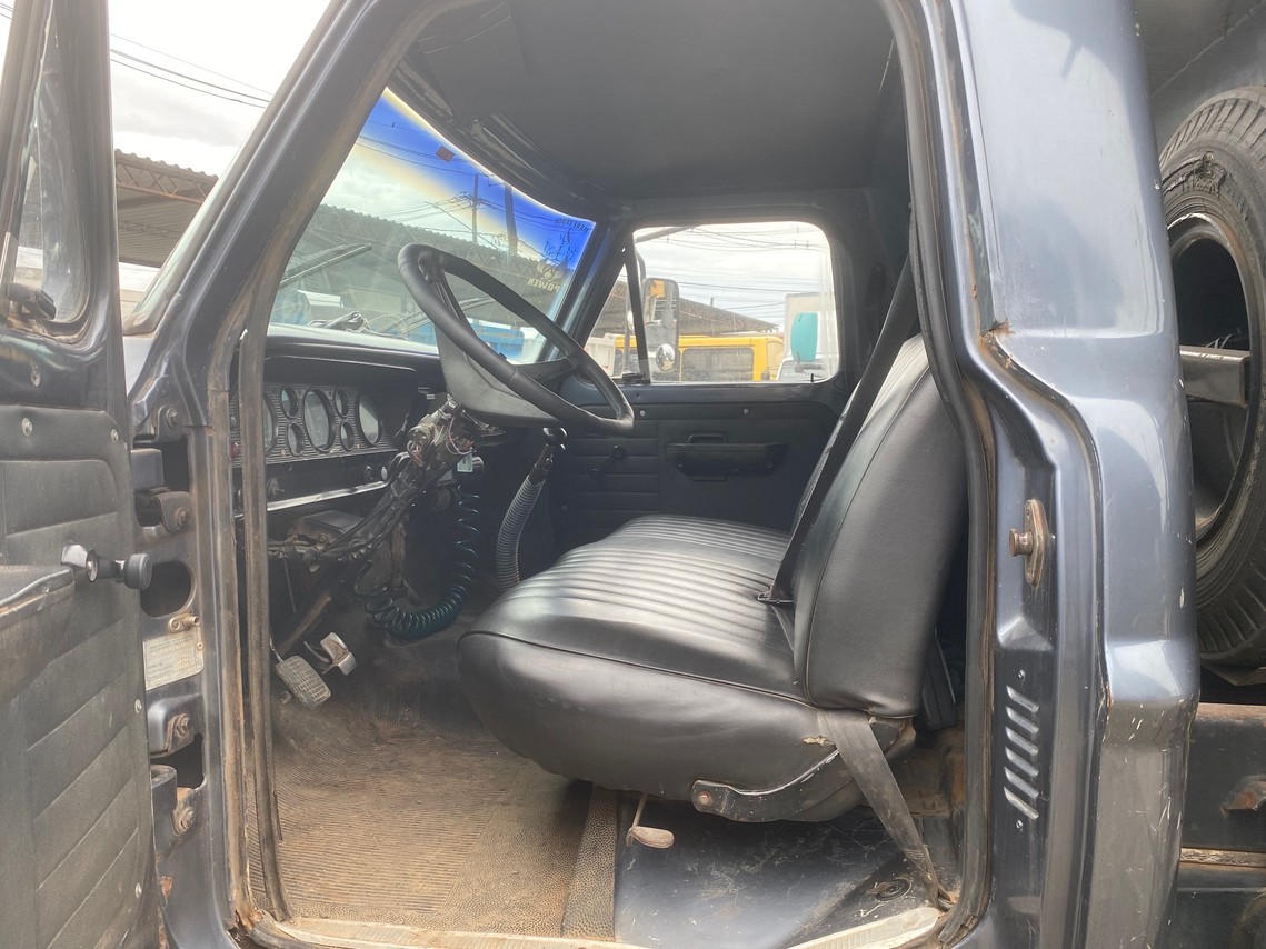 Ford F14000 - 89/89 13