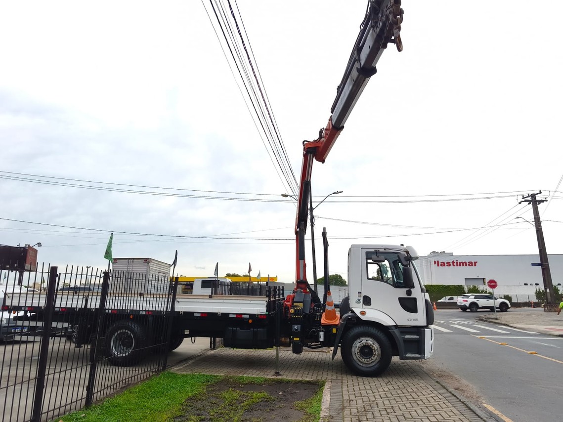 Ford Cargo 1719 - 14/14 19