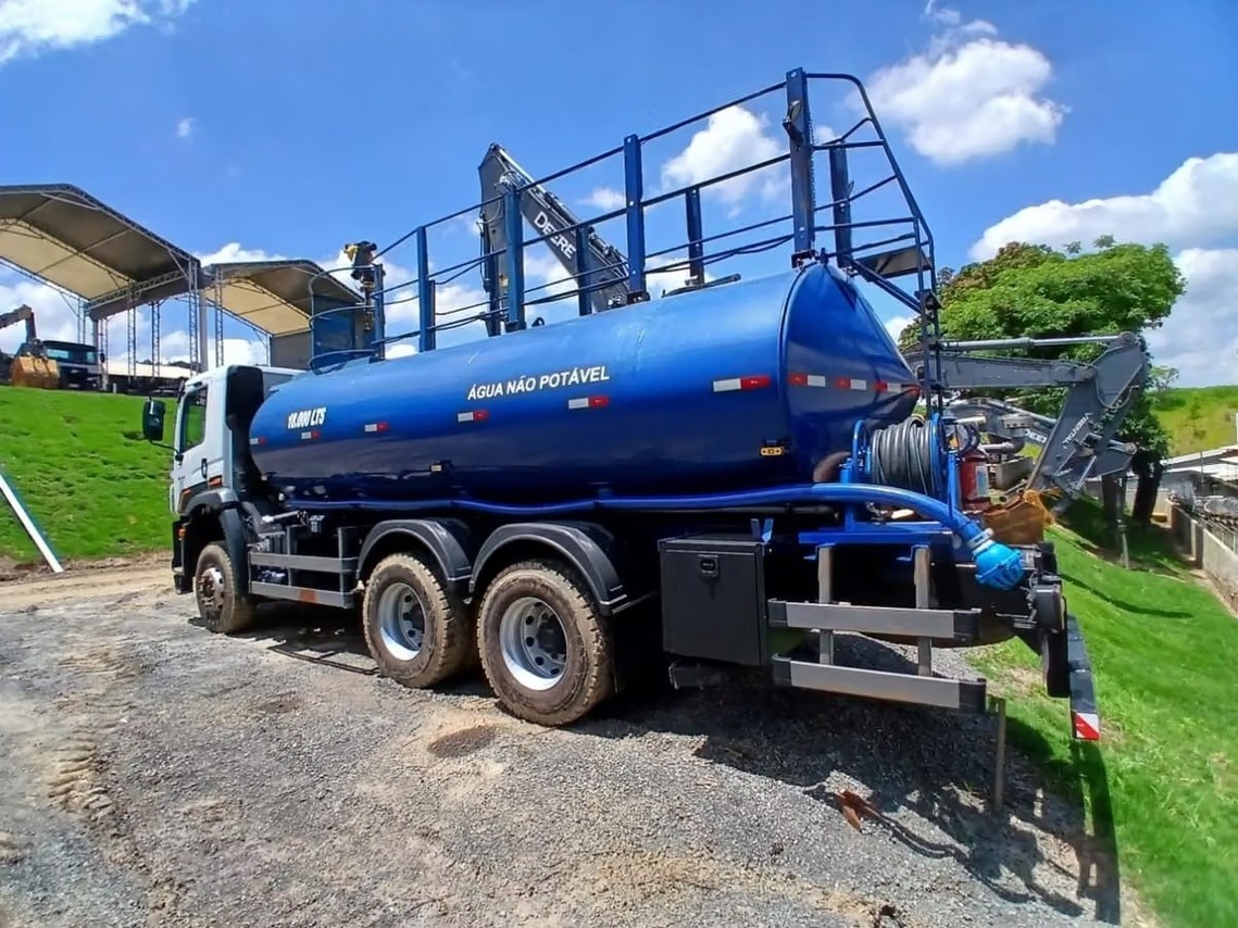 Volkswagen VW 31320 - 24/24 8