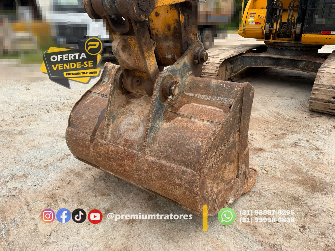 JCB JS220LC - 19/19 10