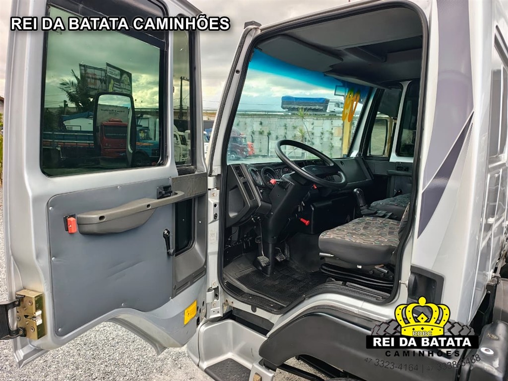 Ford Cargo712 - 09/09 6