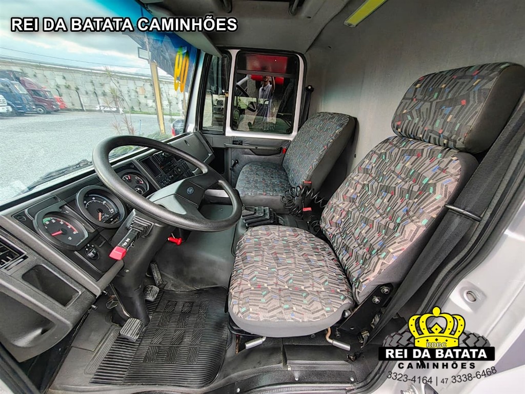 Ford Cargo712 - 09/09 7