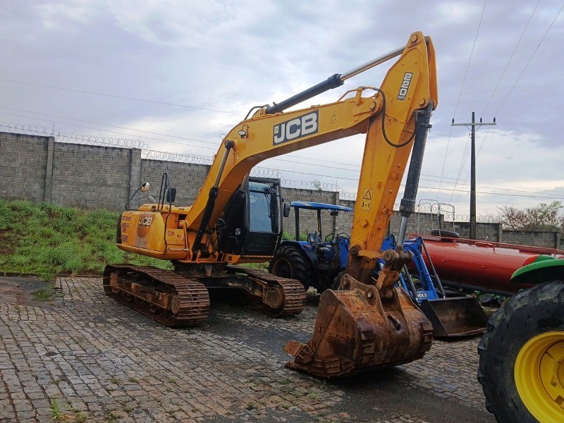 JCB 220NXT - 25/25 10