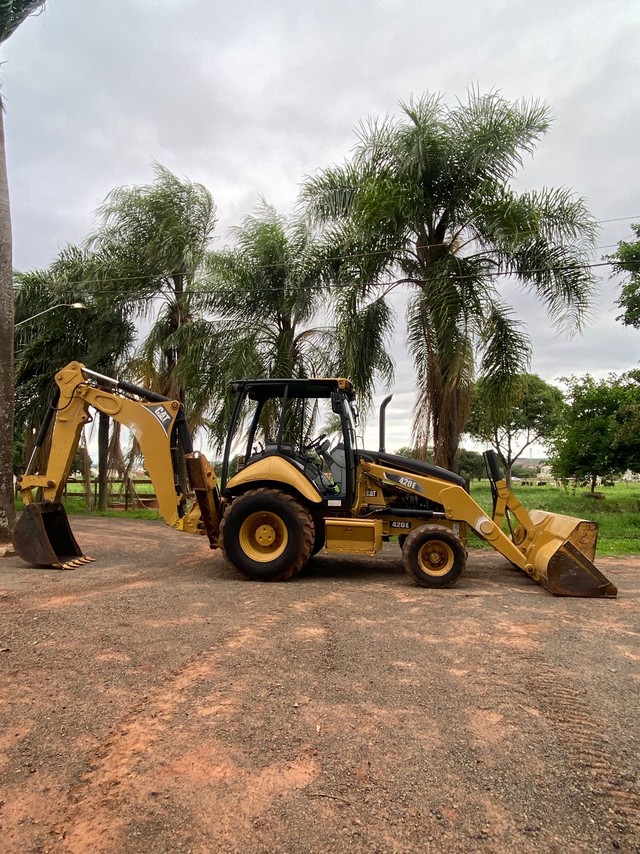 Caterpillar 420 E - 14/14 3