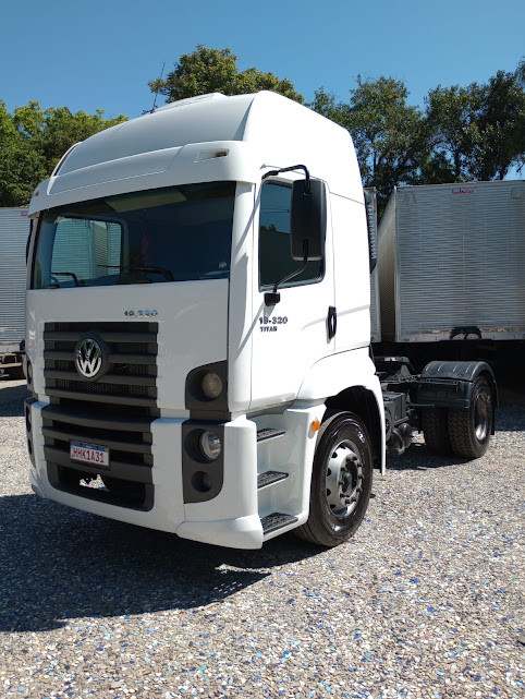 Volkswagen 19-320 Constellation - 08/08 4