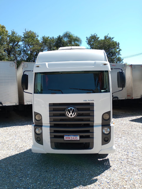 Volkswagen 19-320 Constellation - 08/08 10