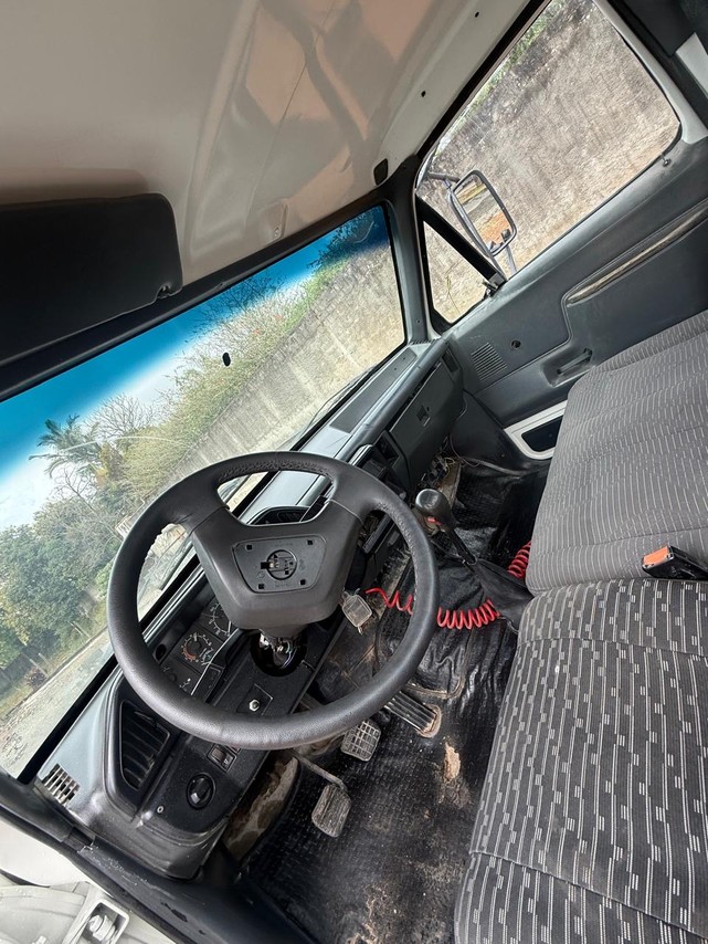Ford F14000 - 97/97 3